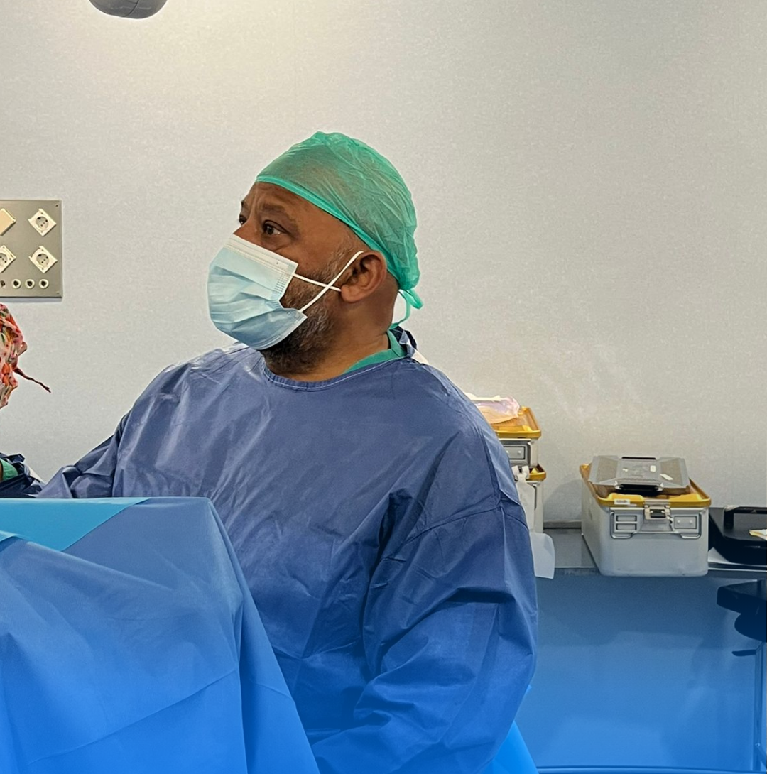 Dr. Ro Kulkarni